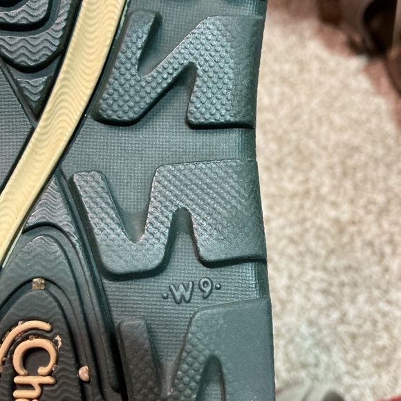 Chaco Green Patterned Sandals - Picture 8 of 8